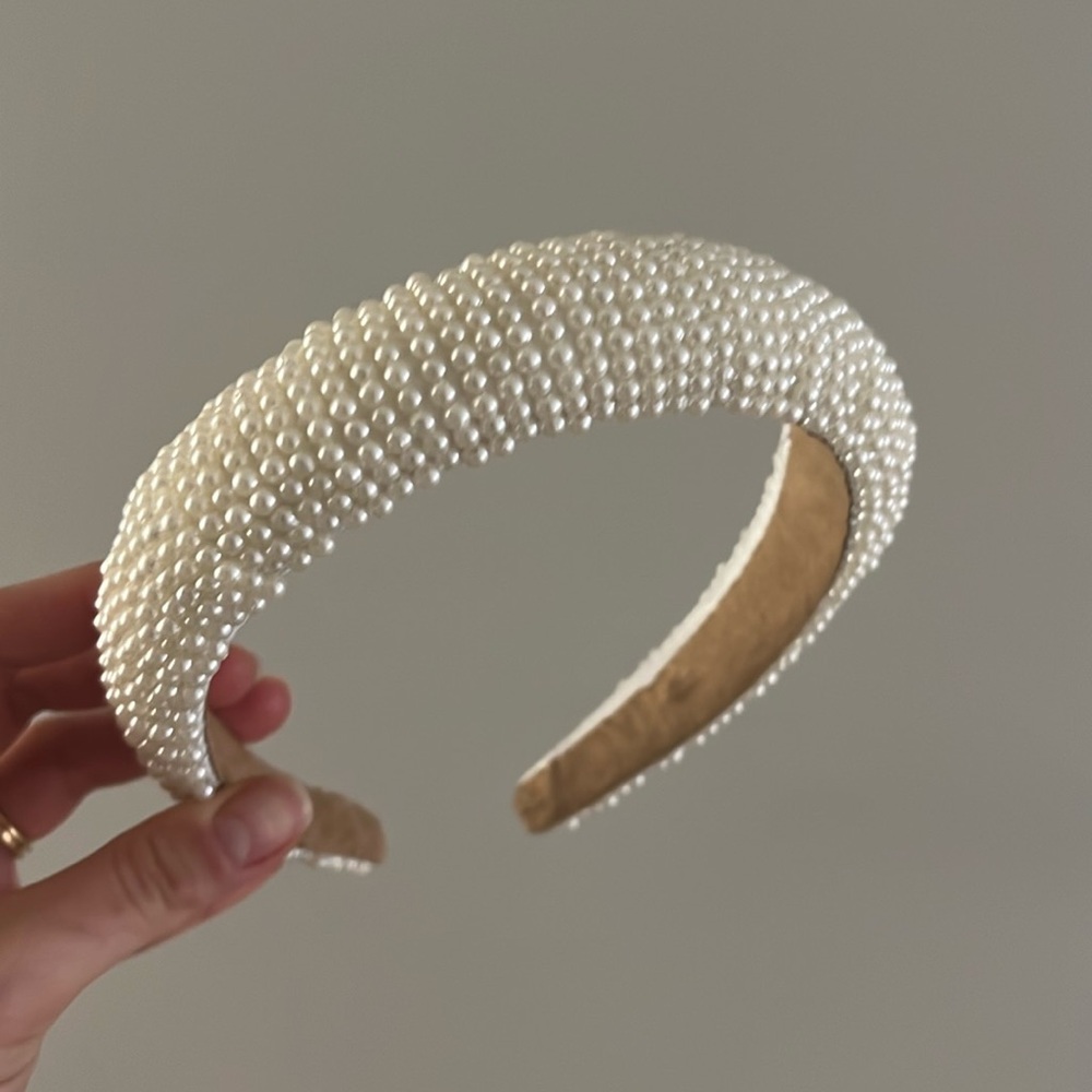Pearl headband